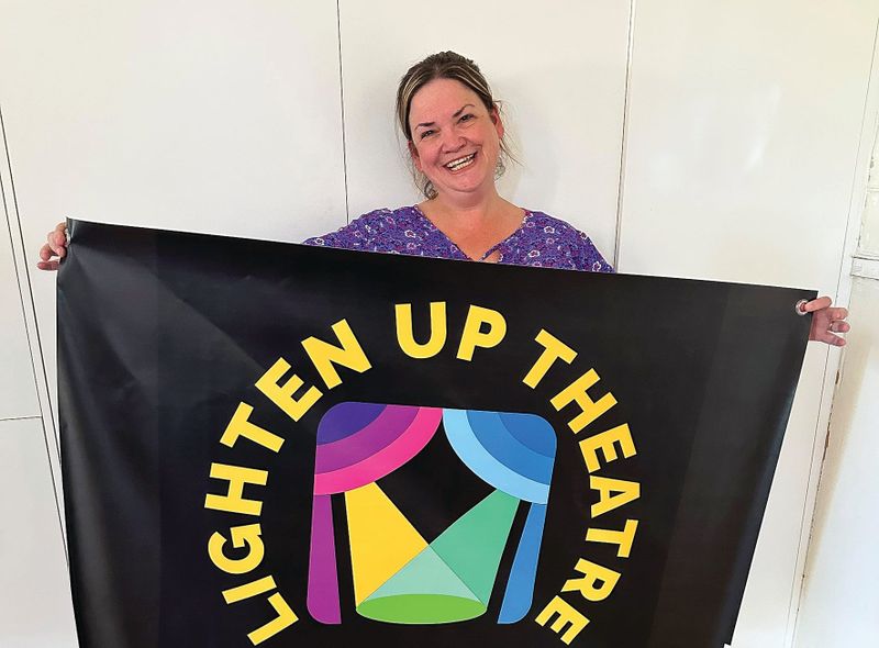 Island’s new theatre group post image