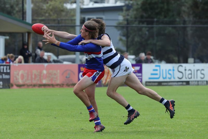 Reserves struggle in opening round post image