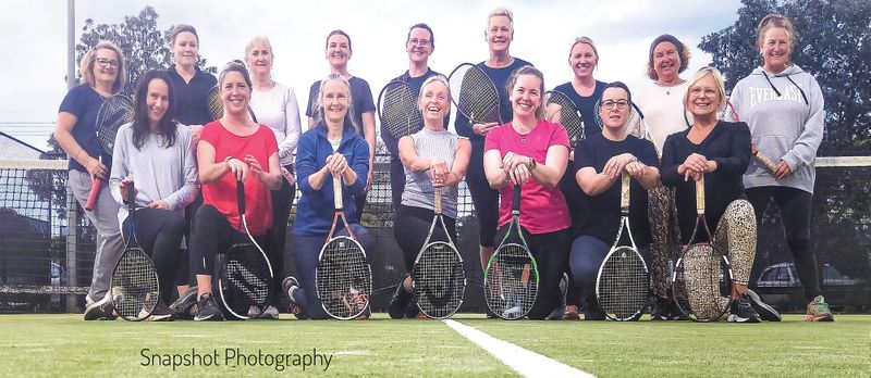 Ladies’ social Thursday tennis competition post image