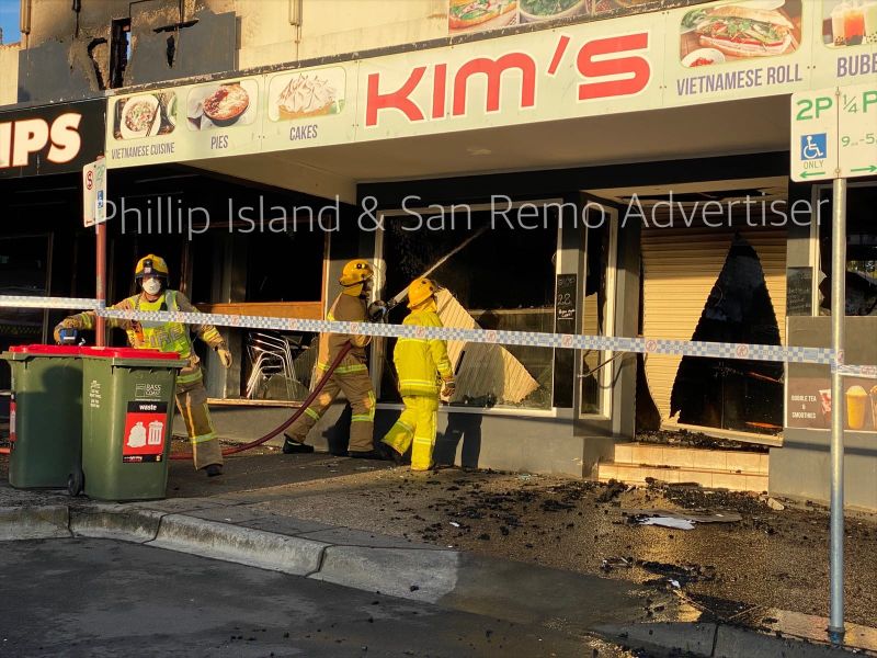 Blaze guts two Cowes shops post image