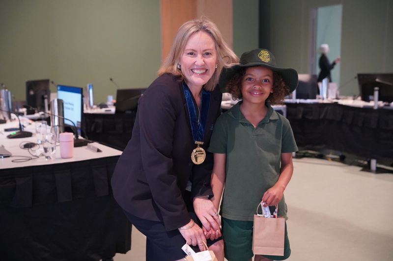 Cowes Primary students visit Berninneit post image