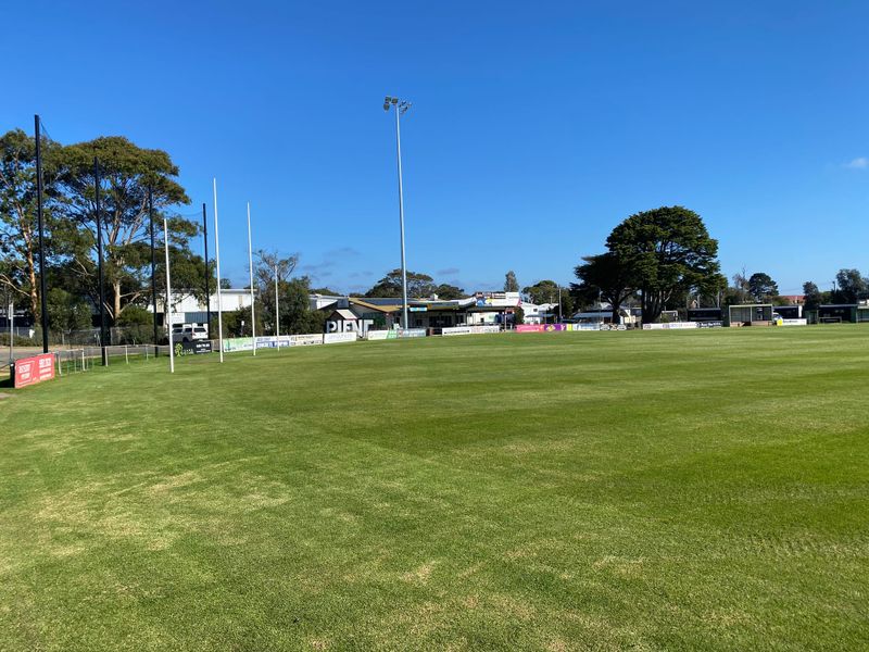 Sharks power to second straight win post image