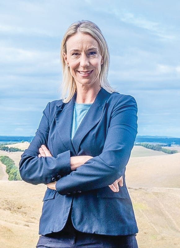 Deb Leonard: Meet the Candidate coffee catch up post image