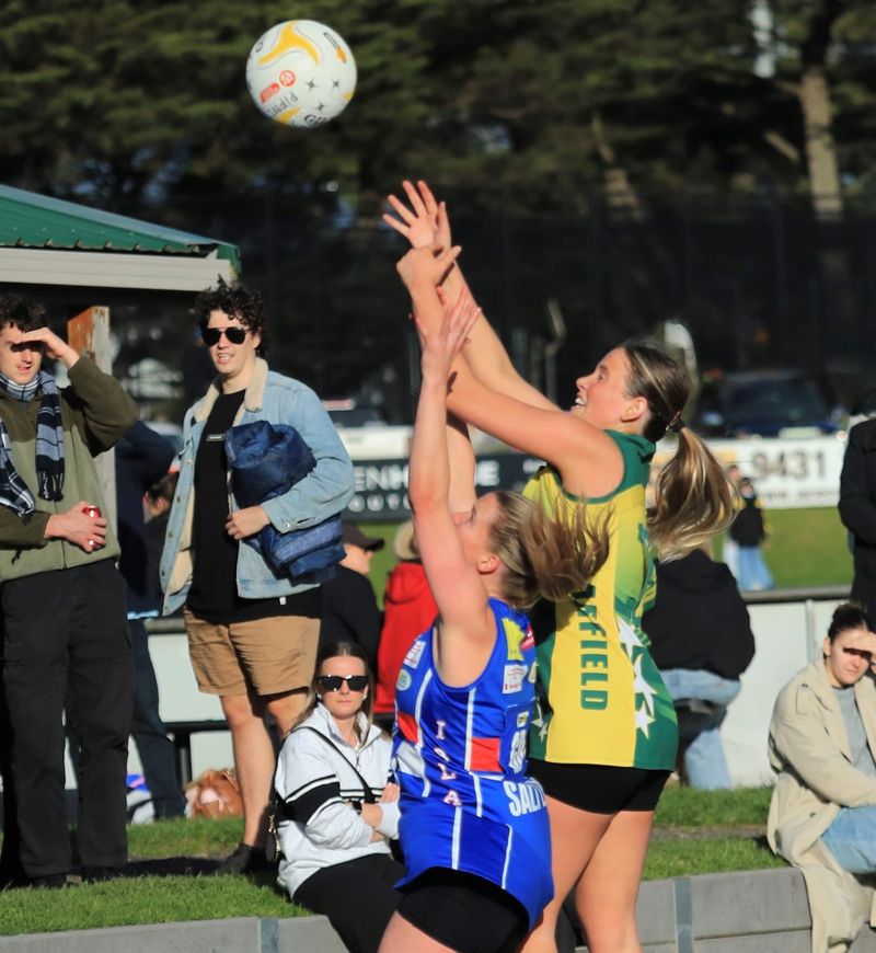 A Grade tight tussle from start to finish post image