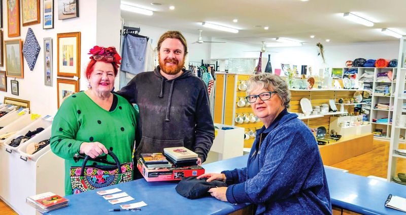 Rotary opens op shop in new Cowes location post image
