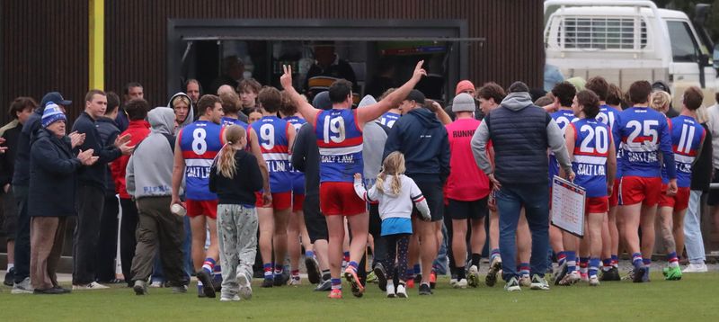 Bulldogs keep finals campaign alive post image