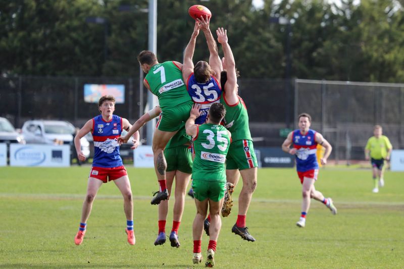 Bulldogs pipped in four-point thriller post image