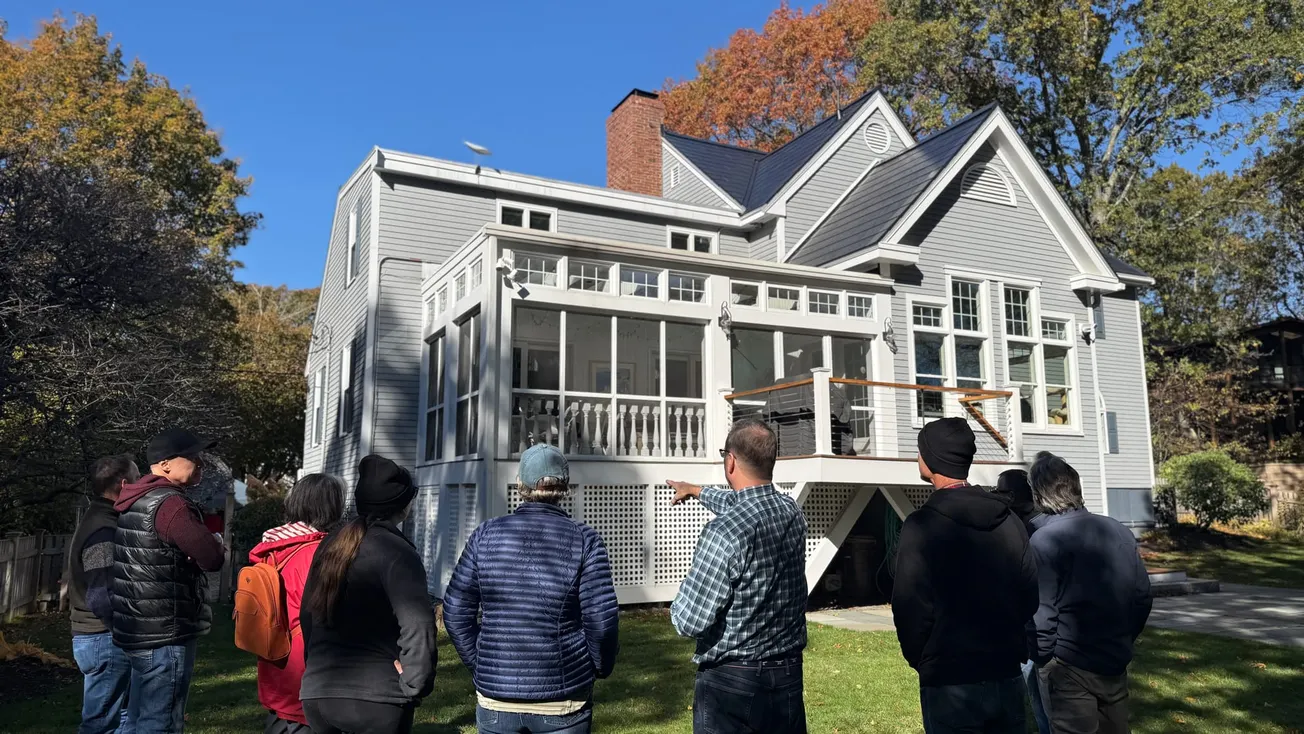 In Marblehead, a roof that turns sunshine into power