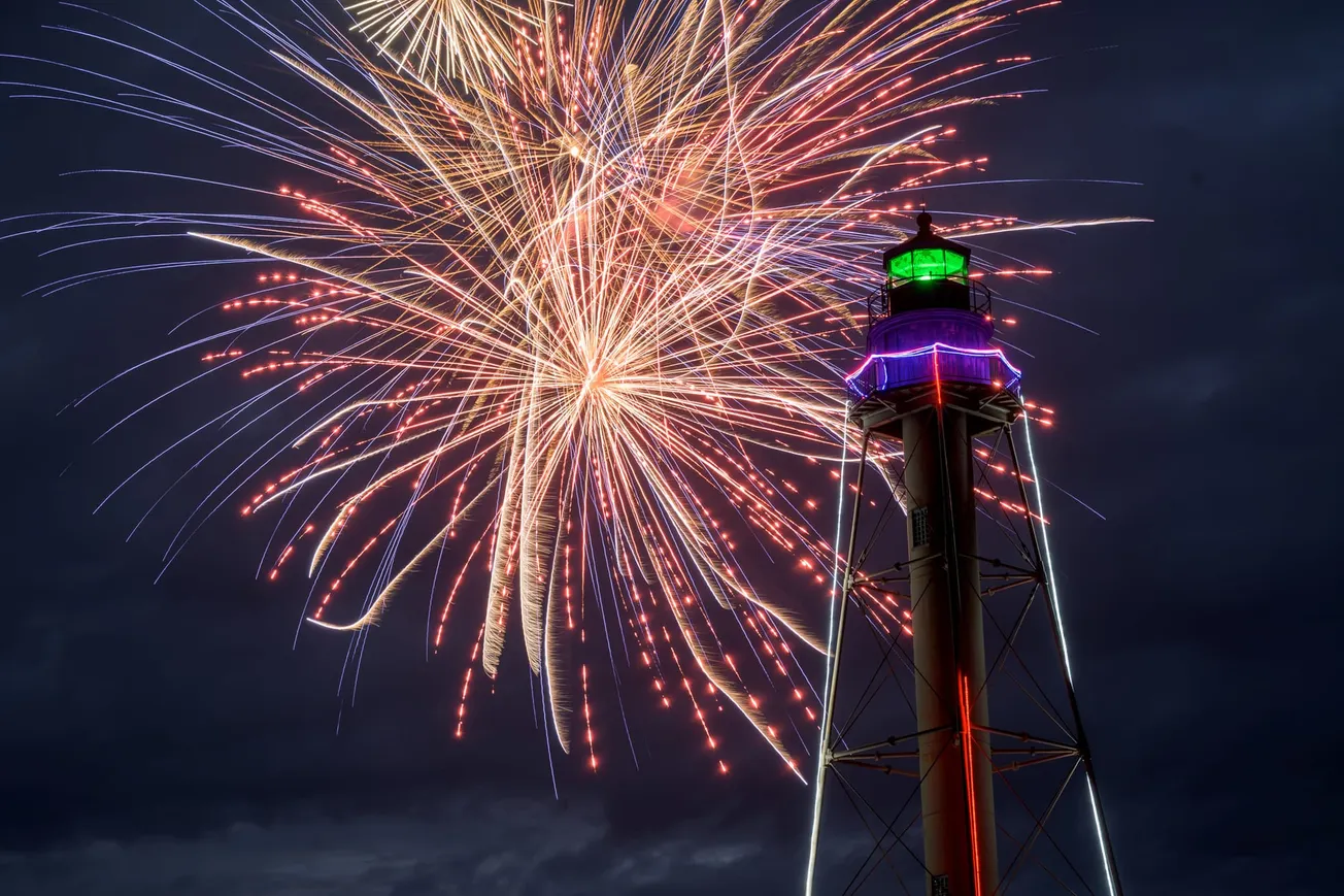 Marblehead marks 250th with fireworks, parade and a return of the Declaration reading