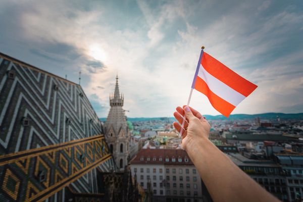 Flag Austria, recuperare taxe, Tax Return, ghid români