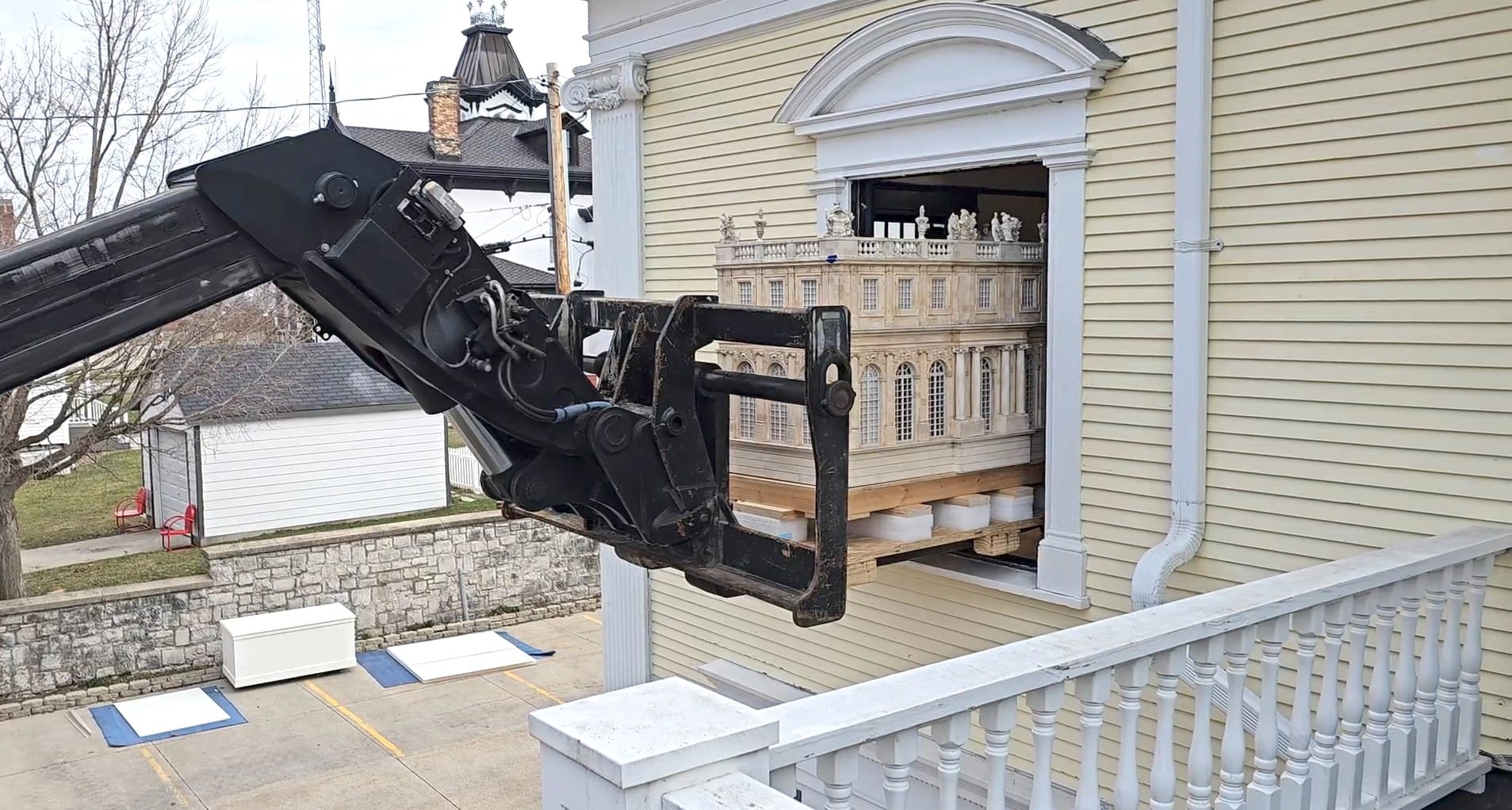 Big wonders in small spaces: Midwest Miniatures Museum unveils major expansion