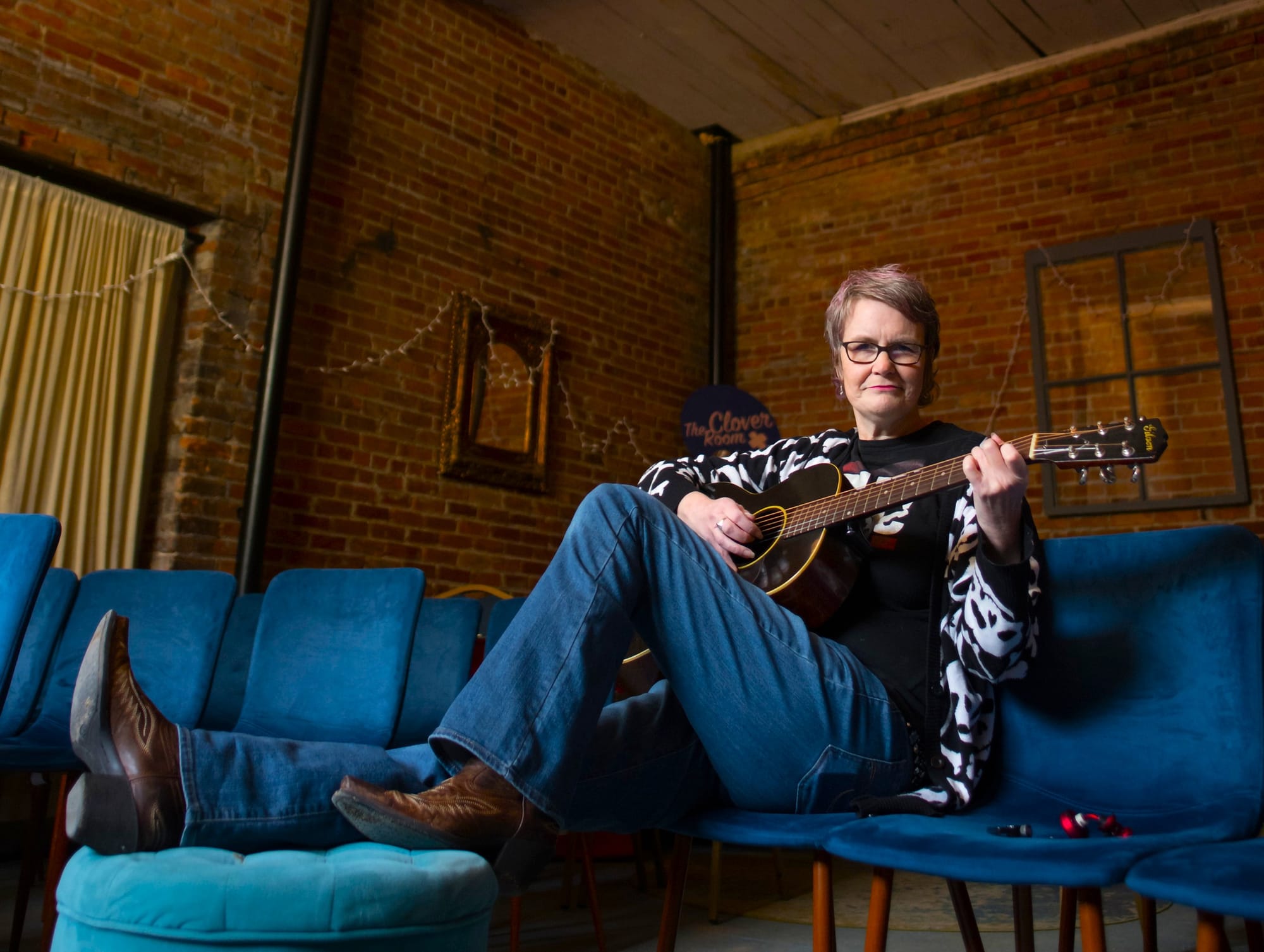 Kalamazoo folk singer Darcy Wilkin gets ‘more adventurous’ new album, 'Time Walks Along'