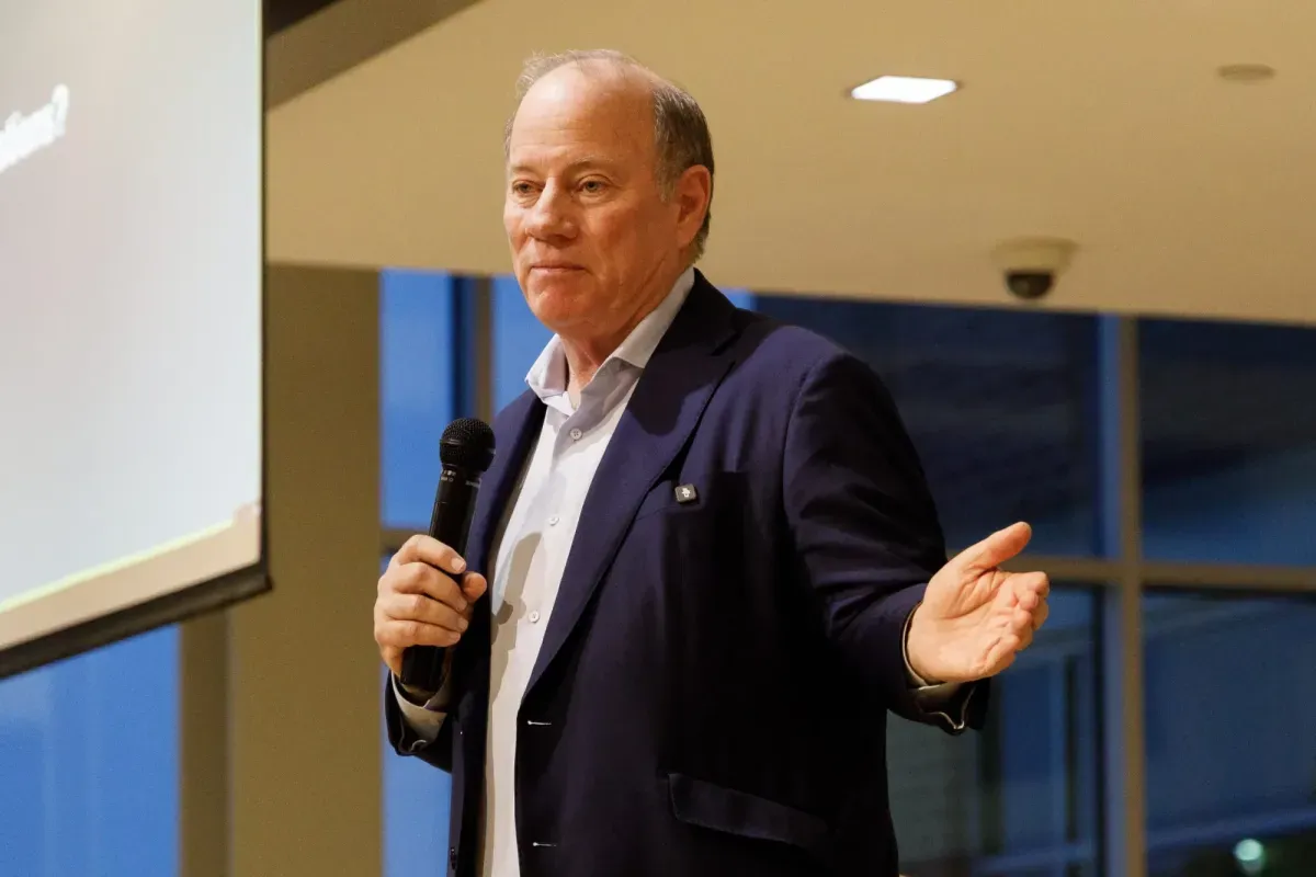 Mike Duggan drops governor bid in Michigan election shocker