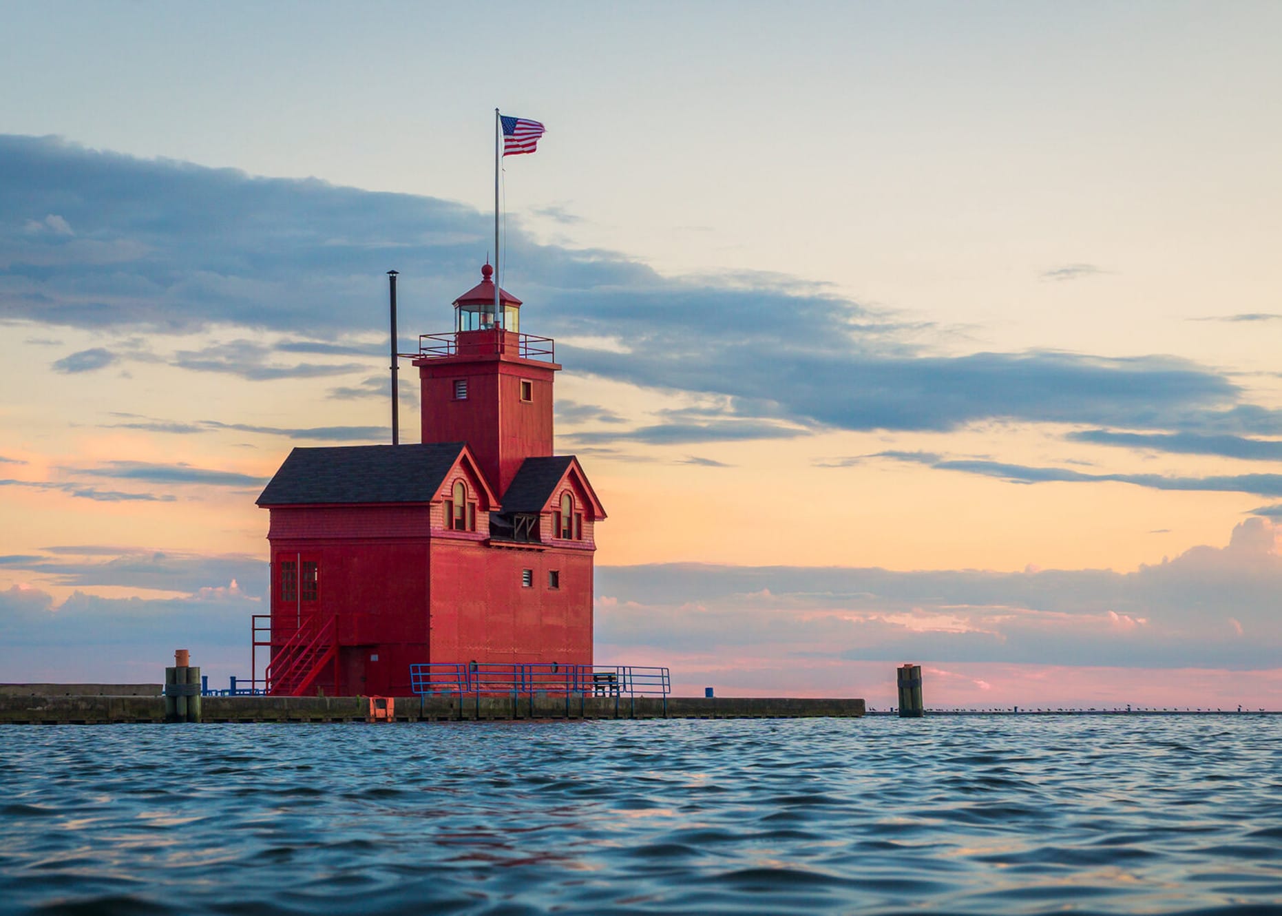 Appeals court sides with Van Andels in longstanding dispute over ‘Big Red’ lighthouse access