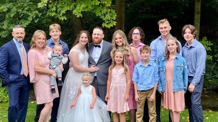 Hudsonville community rallies behind Reinsma family after sudden loss of father of 10