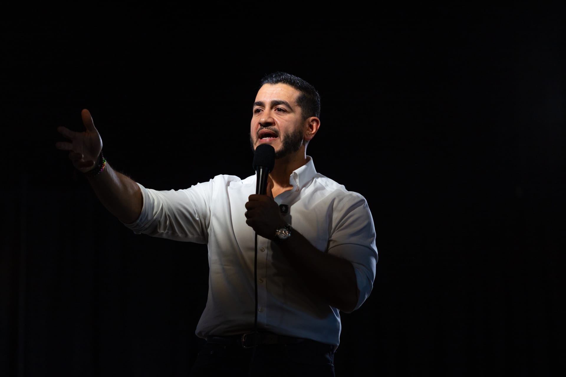 El-Sayed rallies in Ottawa County, outlines progressive Senate vision