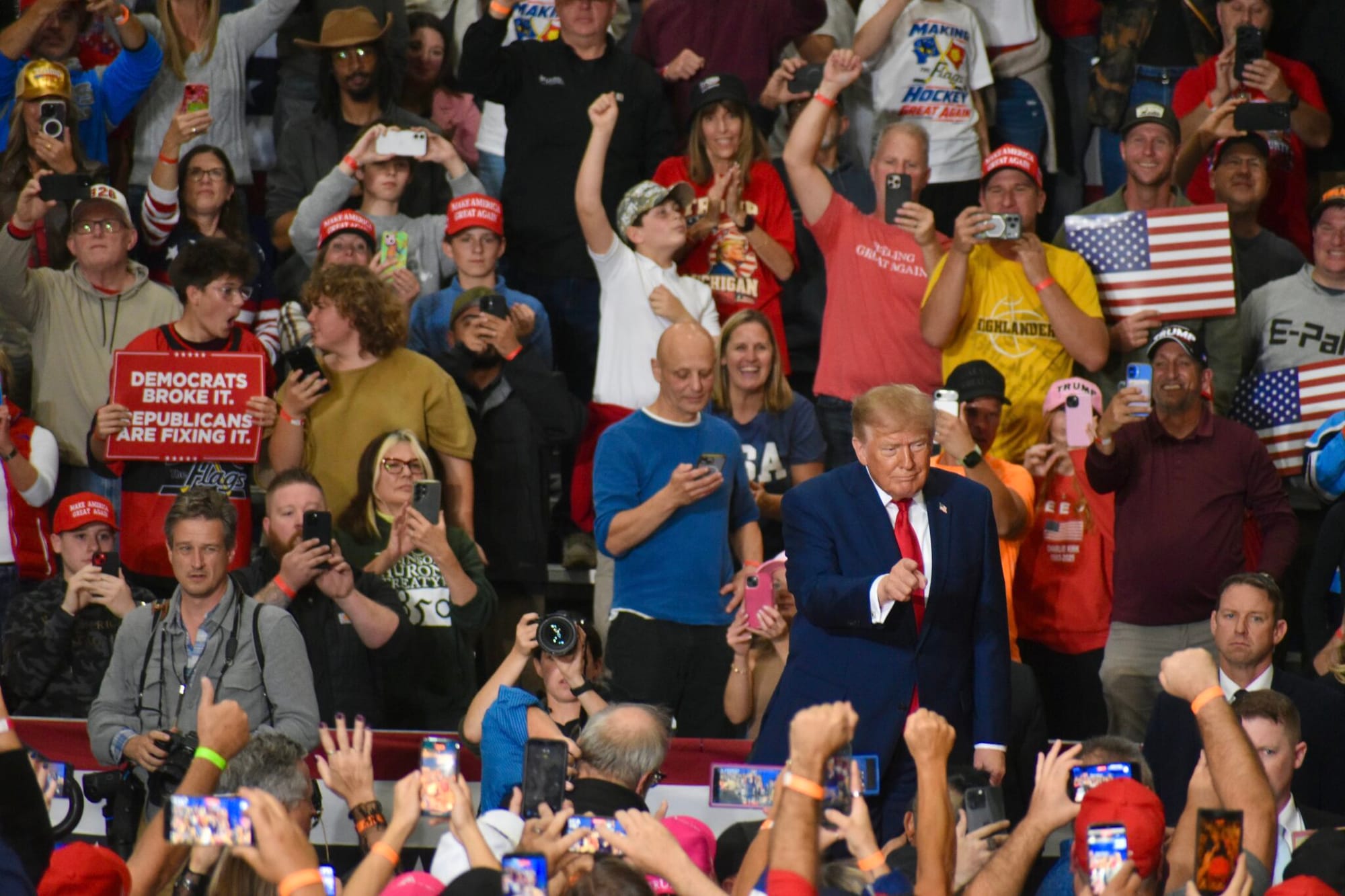 Trump invokes anti-Muslim rhetoric to attack El-Sayed at rally supporting Rogers, James