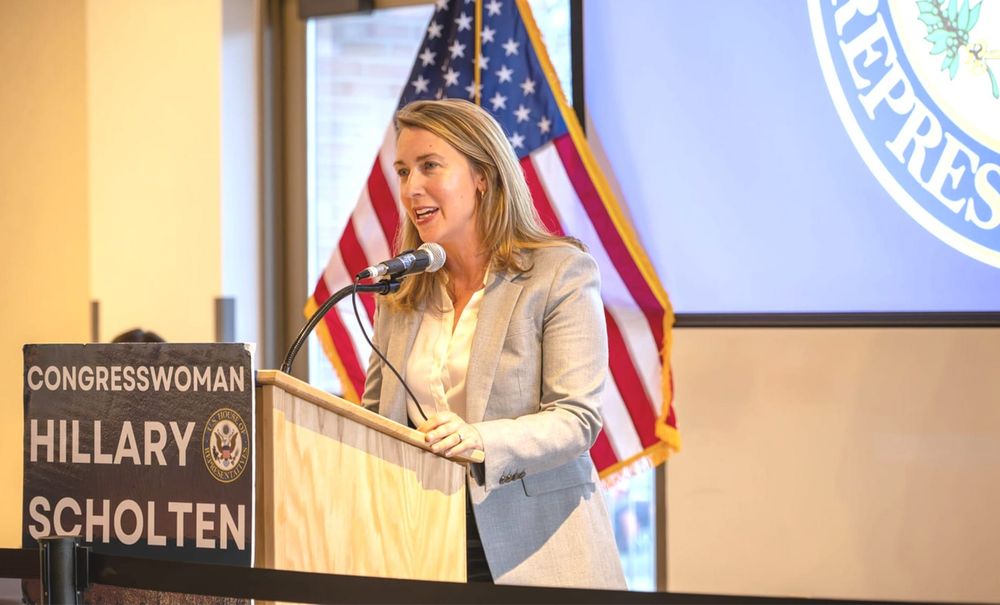 Scholten takes questions in townhall as Huizenga doubles down on support for Trump post image