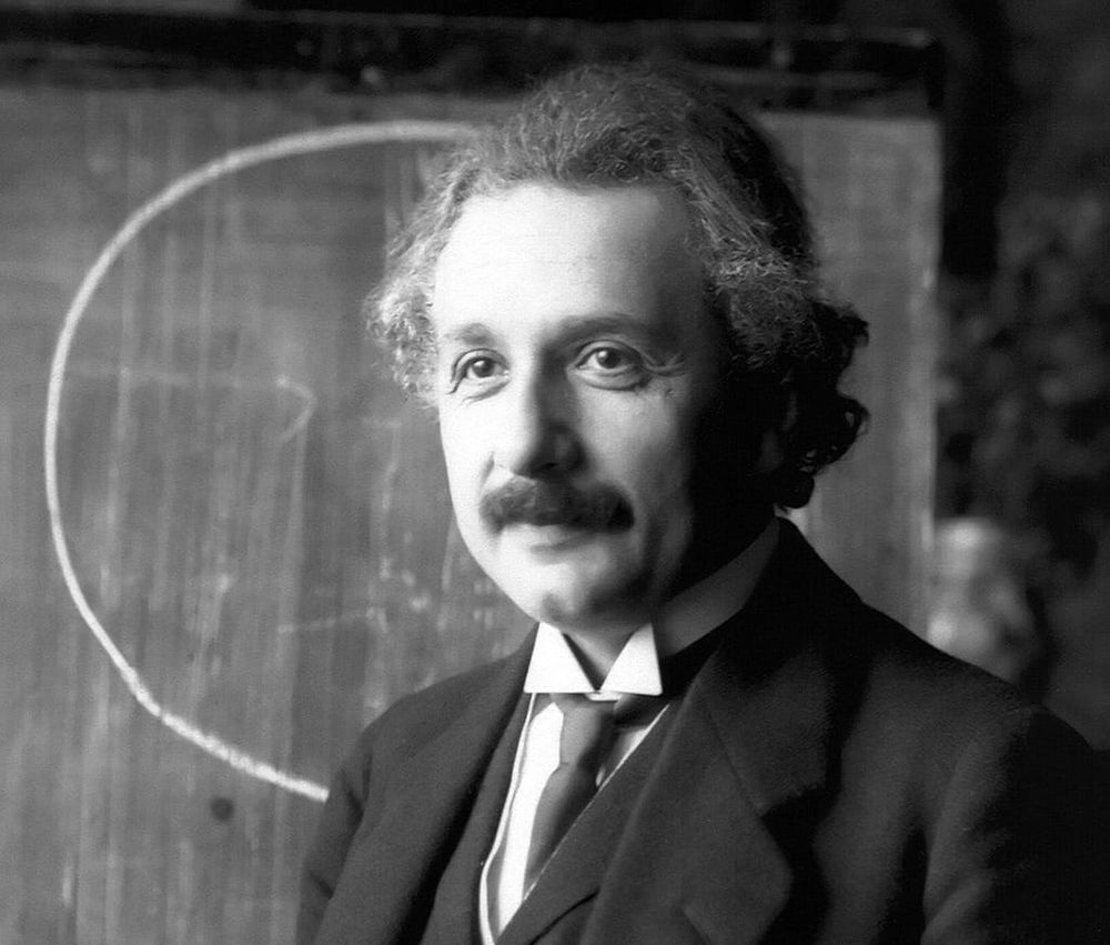 Tim Pennings: Einstein: Foil for quantum physics post image