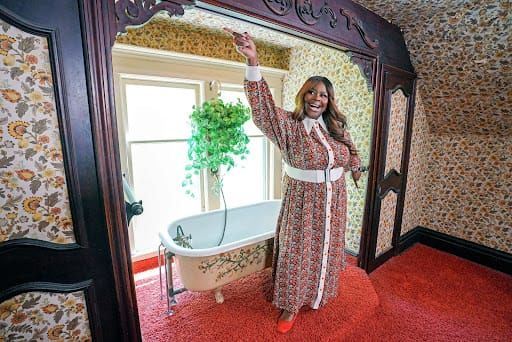 Jenison home takes top ‘Ugly’ honors on hit HGTV show post image