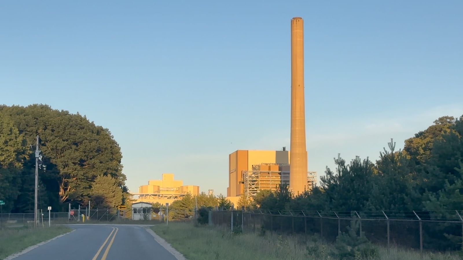 Cost of the Campbell: How a West Michigan coal plant became the epicenter for a U.S. energy war post image
