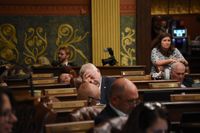 Michigan lawmakers finalize $85B budget after all-night legislative session, slew of bills post image