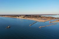 Record spring rise leaves Lake Michigan water levels near average in West Michigan post image