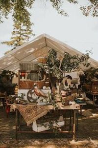 Treasure hunt: Found Cottage Mercantile Market returns post image
