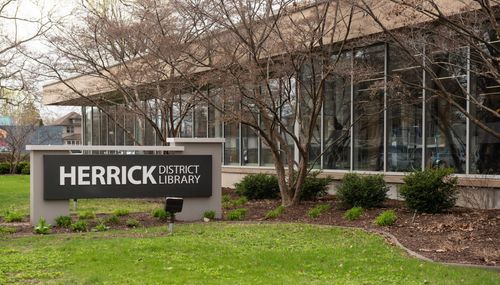 Herrick District Library names Ron Suszek new library director post image