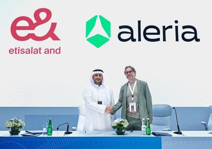 UAE's e& Partners with Aleria to Boost AI for SMEs, Strengthening Digital Sovereignty