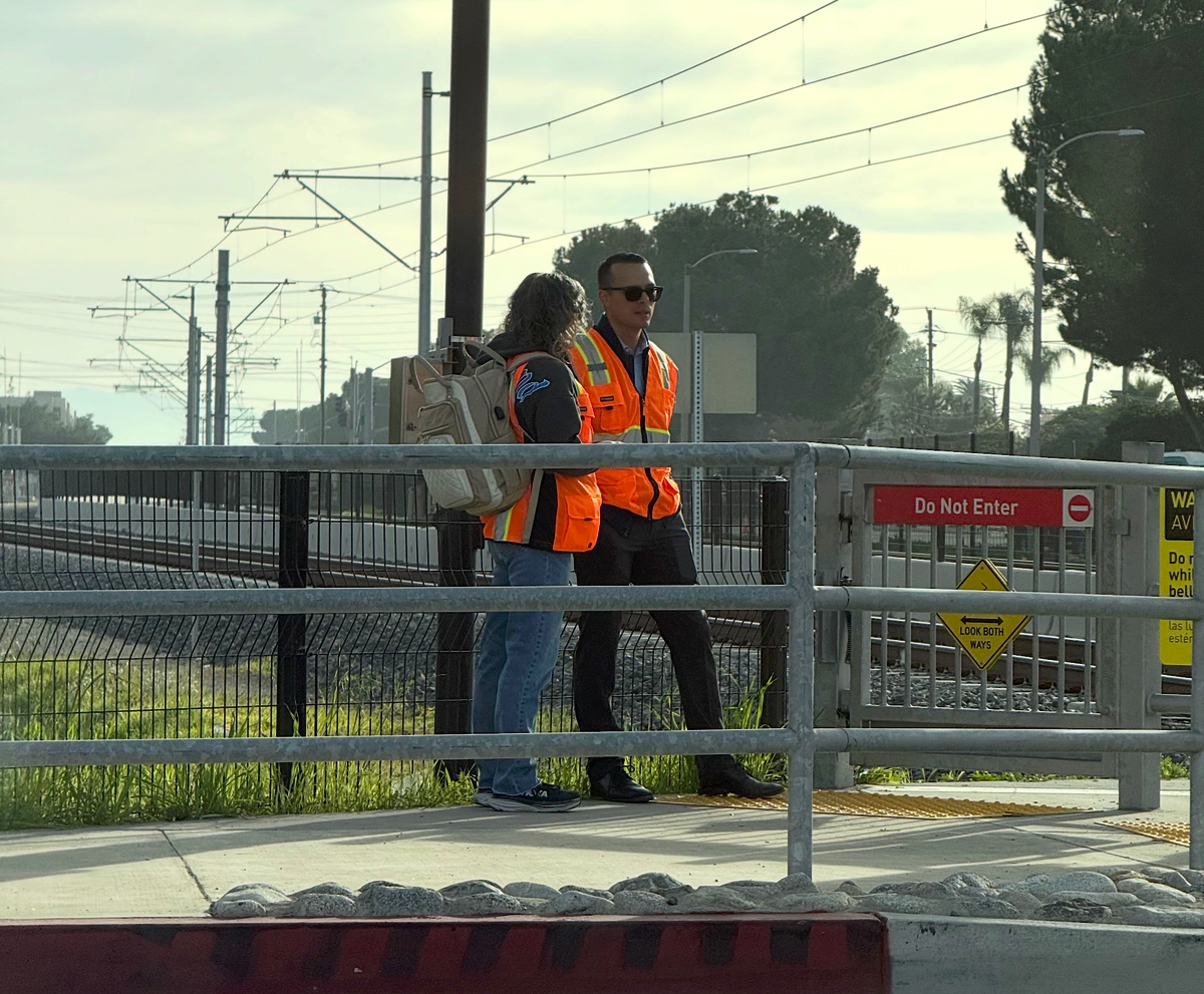 Help strengthen local news: Ask Newsom to sign AB 2222