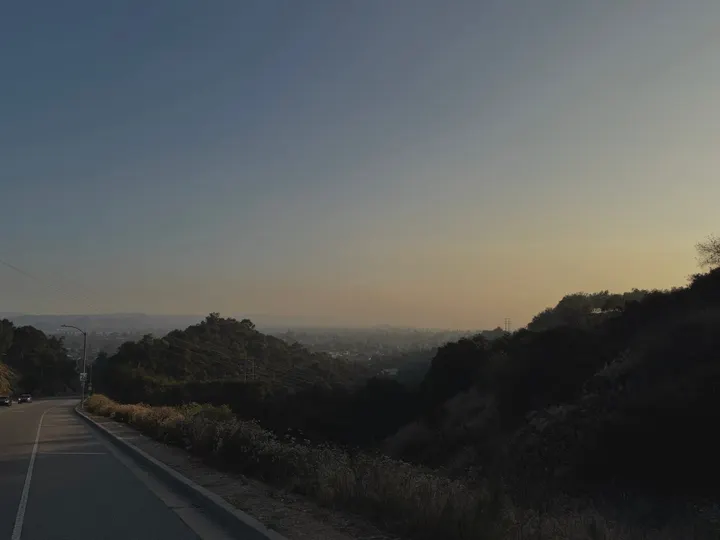 Smoke From Los Angeles Warehouse Fire Reaches La Verne