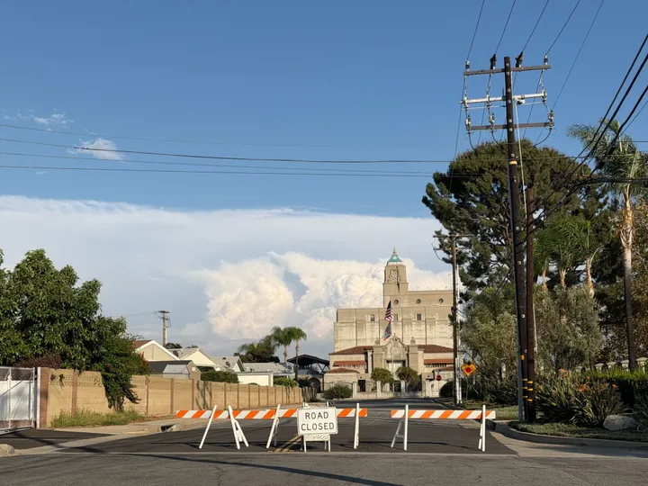 Actualización Del Jueves Por la Noche: Las Baterías Se Estabilizan, Pero la Evacuación en La Verne Continúa