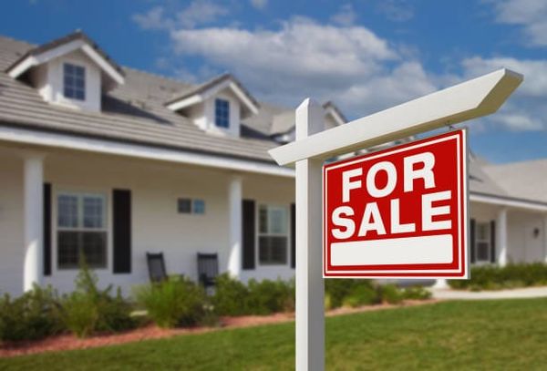 7 Costly Home Selling Mistakes Every Seller Should Avoid