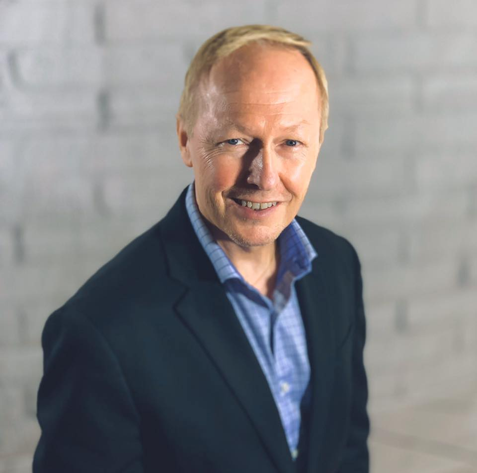 Four Bars Podcast Host — Ken Leith