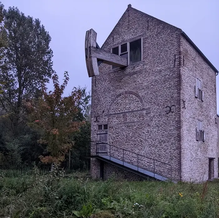 Machine à feu de Bernissart, au départ du GR 412