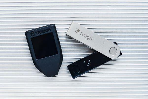 暗号通貨勉強会：LedgerとPayPalの提携、MetaMaskのSnapsなど