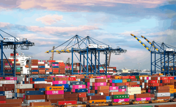 Contract Electronics Reshoring vs In-House Manufacturing