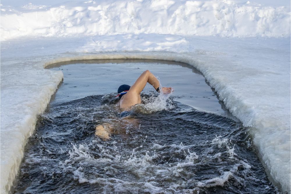 Ice Swimming vs Winter Swimming