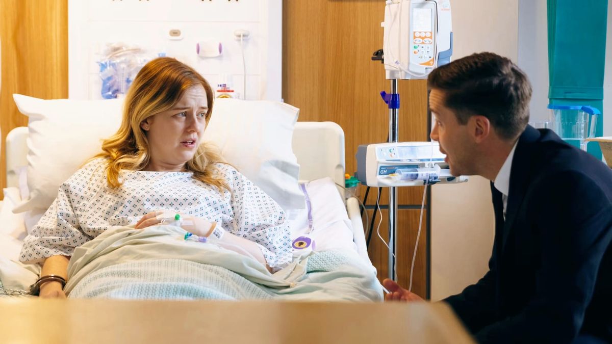 Coronation Street Summer Spellman Reaches Emotional Breaking Point