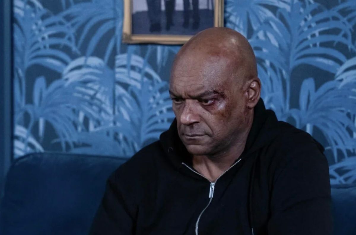 EastEnders George Knight Collapse Horror Leaves Family Fearing The Worst
