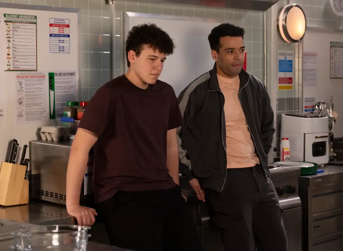 Coronation Street's Ollie Steps In As Will Faces Fresh Pressure From Megan