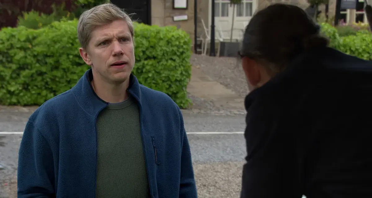 Emmerdale's Kev Divorce Marks A Fresh Chapter As Robert Looks Ahead With Aaron