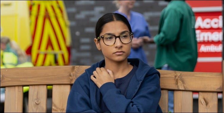 Coronation Street's Asha Alahan Finally Steps Out From Under Dev's Shadow