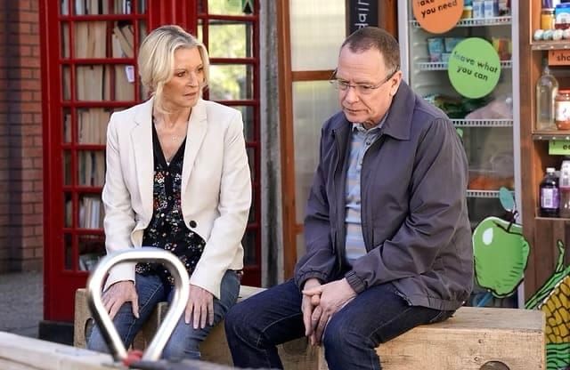 EastEnders' Ian Turns To Family As Court Case Threatens His Future