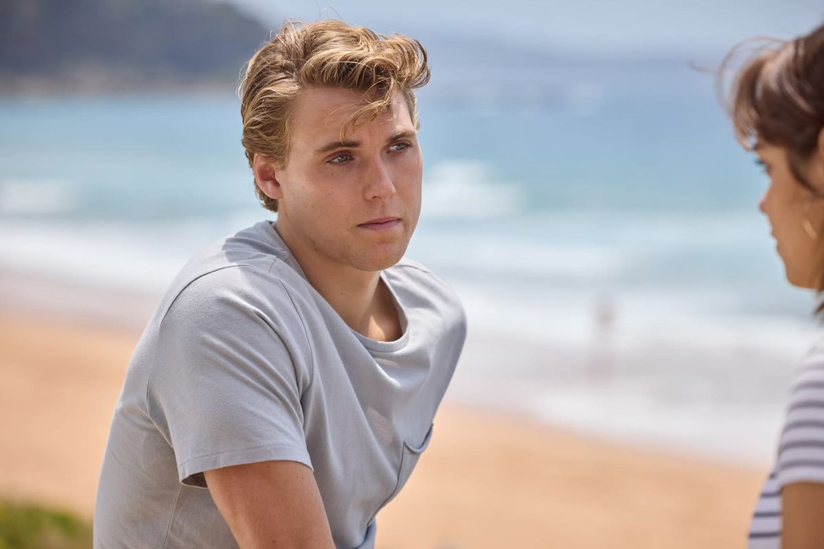 Home and Away's Richie Loses More Than His Career As Abigail Refuses To Walk Away