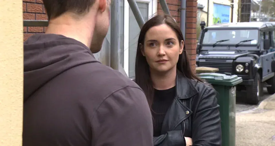 EastEnders’ Lauren Is Fighting Her Feelings Rather Than Following Them