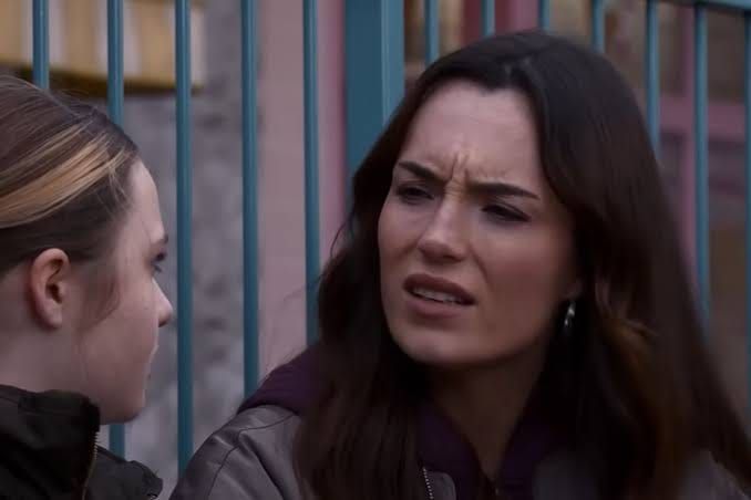 Coronation Street’s Jodie exposed as the Platts discover her hidden gun