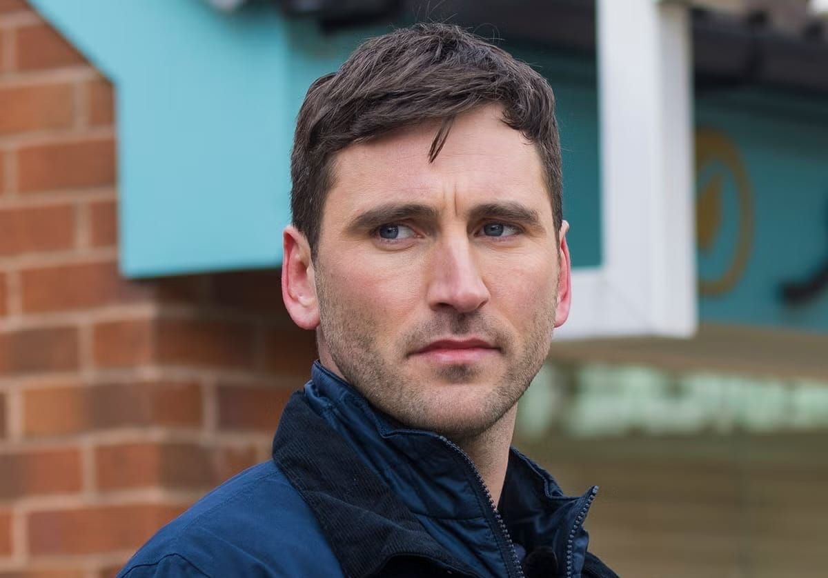 Coronation Street’s Kit Finds Fatherhood Harder Than Expected As Harry Struggles