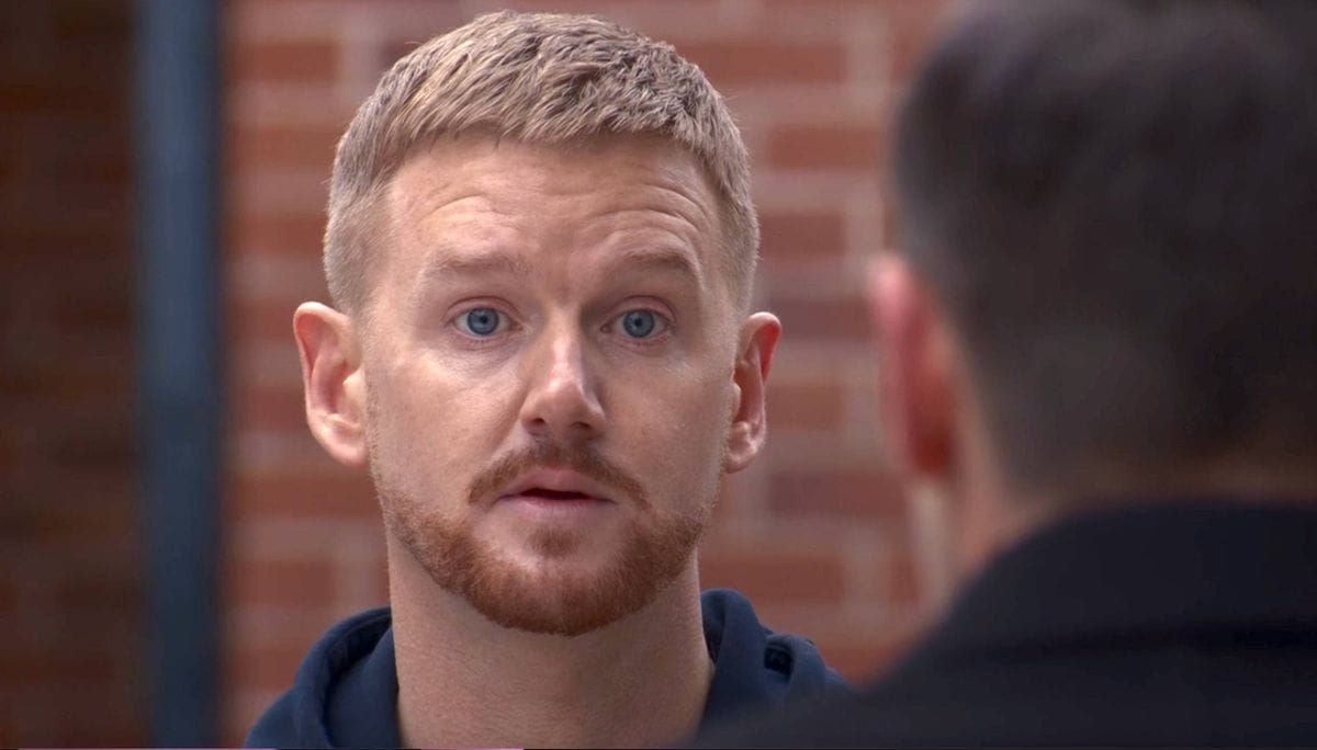Coronation Street: Gary's biggest secret edges closer to being exposed